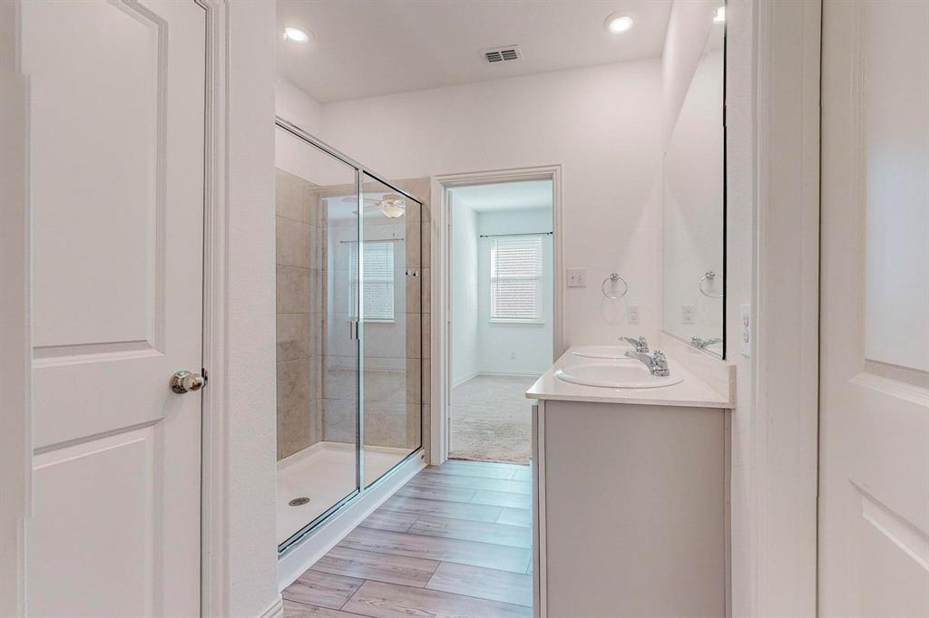 Verandah Ph 3b1 - Residential