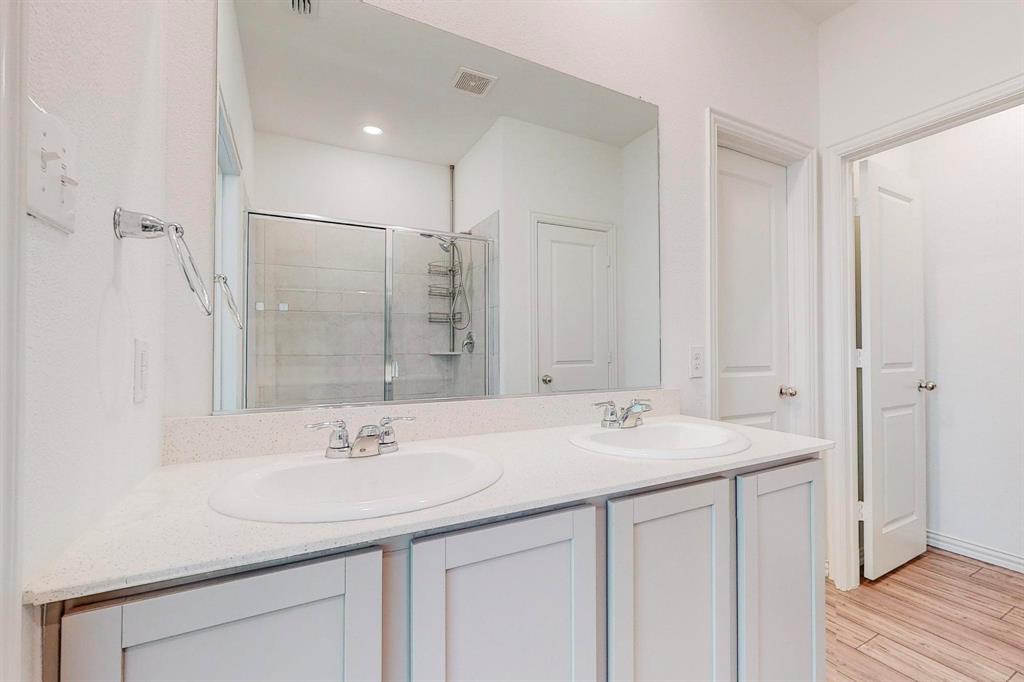 Verandah Ph 3b1 - Residential