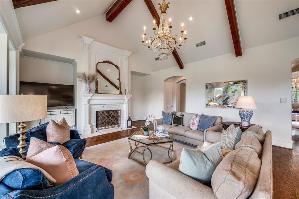 2741 Vista View Lane
