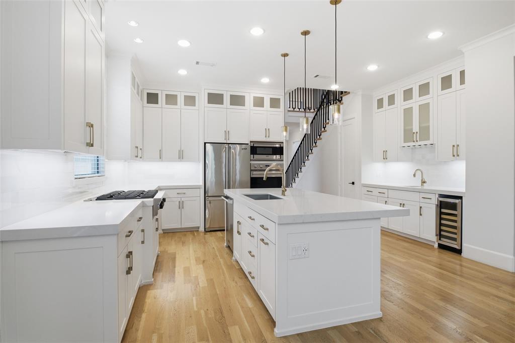 6431 Del Norte Lane
