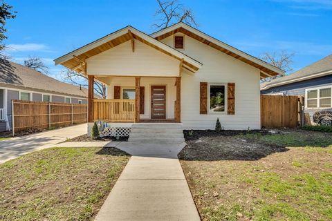 921 Hollywood Avenue Dallas TX 75208