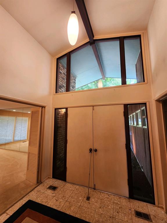 HO4<2001 - Residential