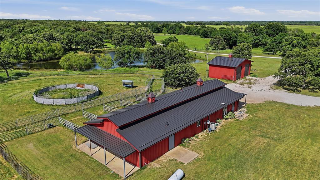 Barnes E - Farm