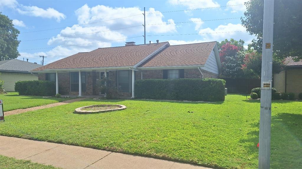 222 Mistletoe Drive