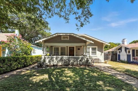 1609 Belle Place Fort Worth TX 76107