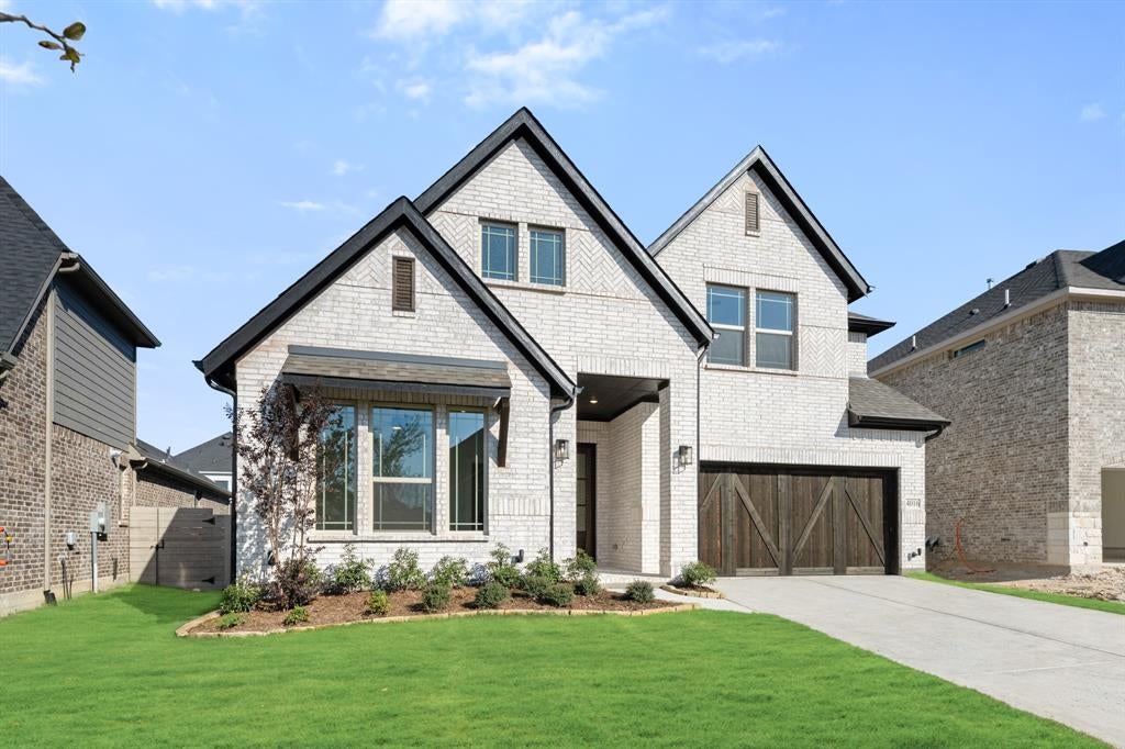 4016 Clingsman Way