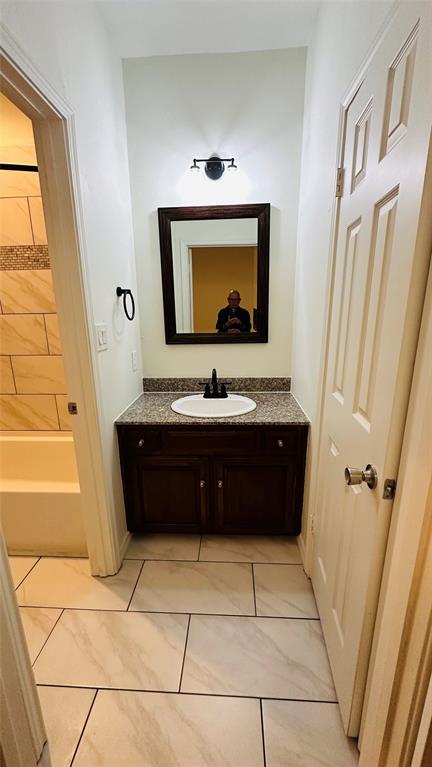 Holland Twnhms - Residential Lease