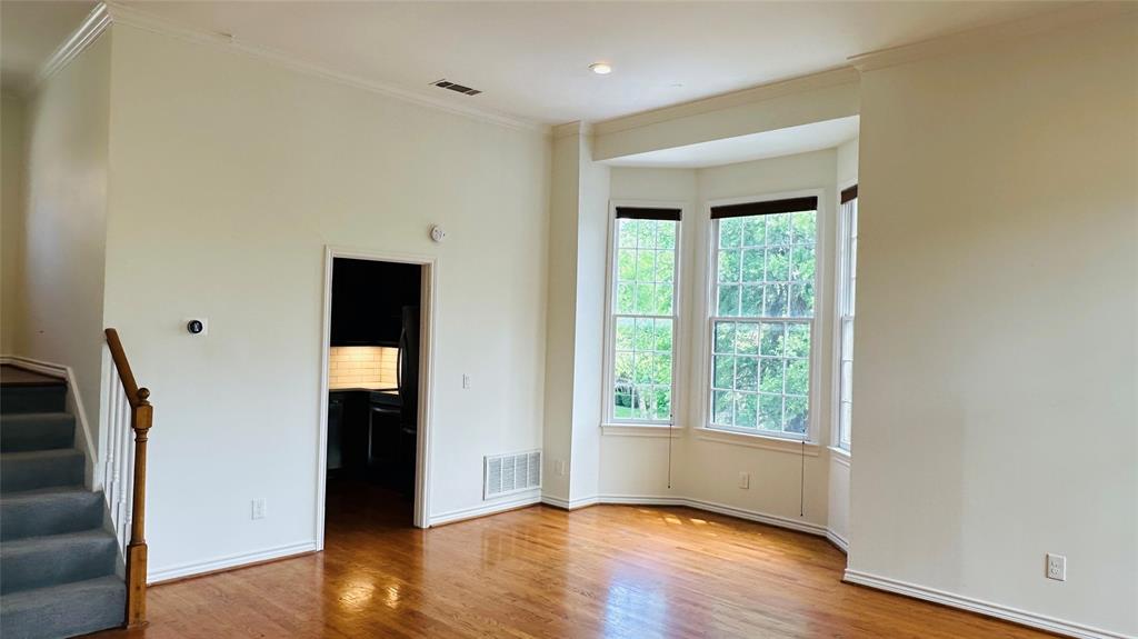 Holland Twnhms - Residential Lease