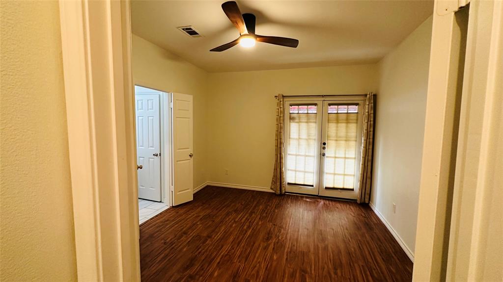 Holland Twnhms - Residential Lease