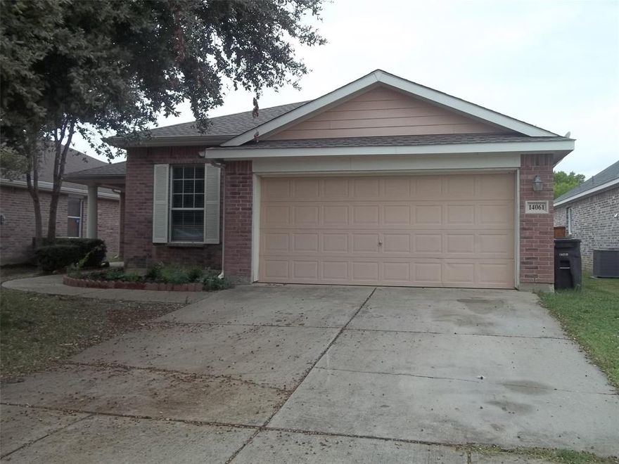 Great Location at the end of the street. Really Nice Clean House! Open Floor Plan. Large Fenced Yard. New paint and flooring.