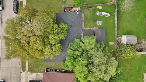 Tiny photo for 6305 Arthur Drive, Edgecliff Village, TX 76134 (MLS # 21223614)