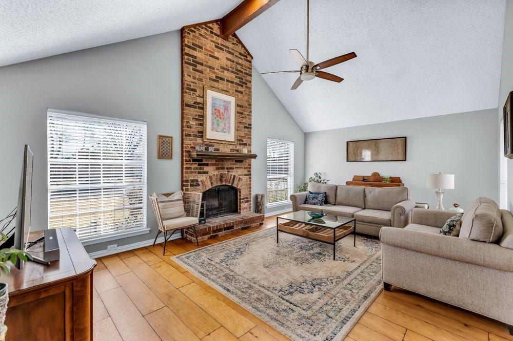 1515 Englecrest Drive