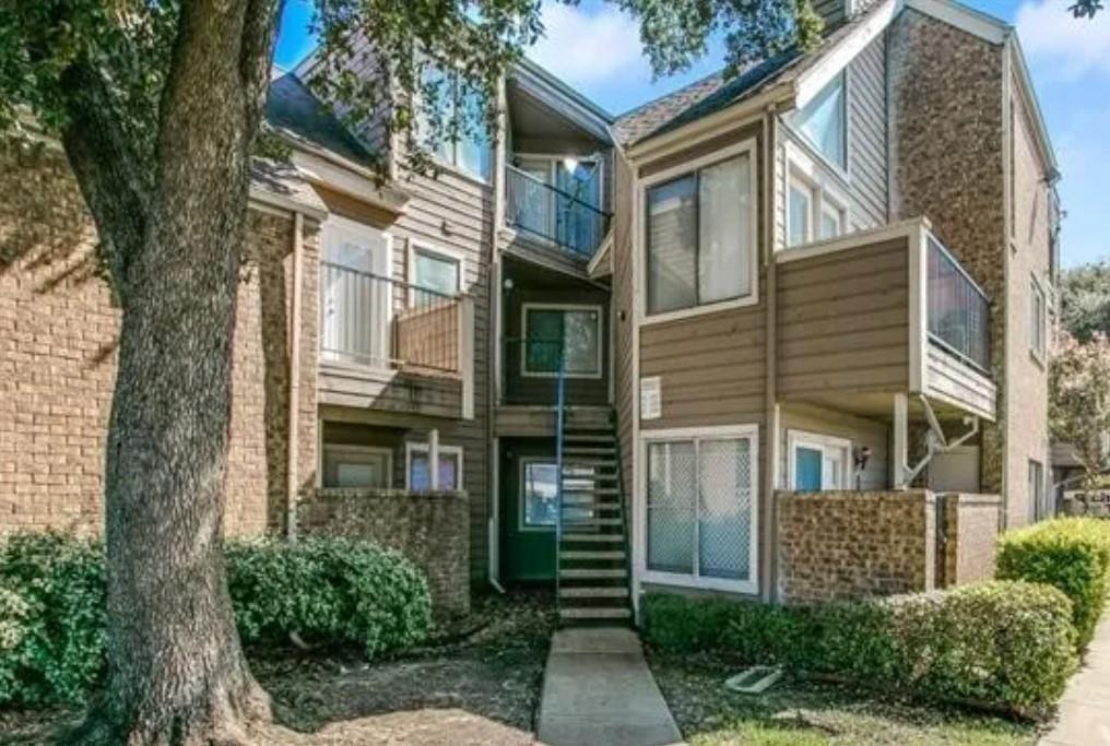 Richland Trace Condos - Residential