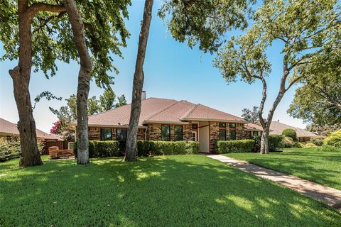 2404 Cliffside Drive Plano TX 75023