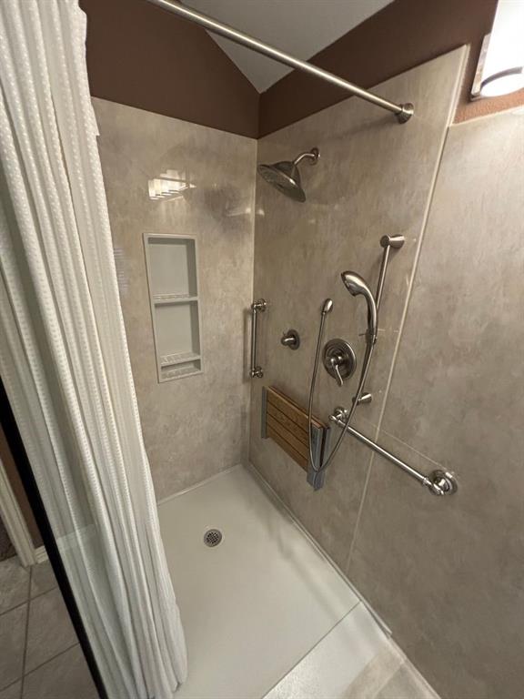 Lake Forest Ph 2 North - Residential Lease