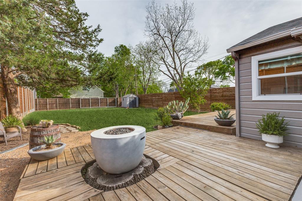 Lake Crest - Residential