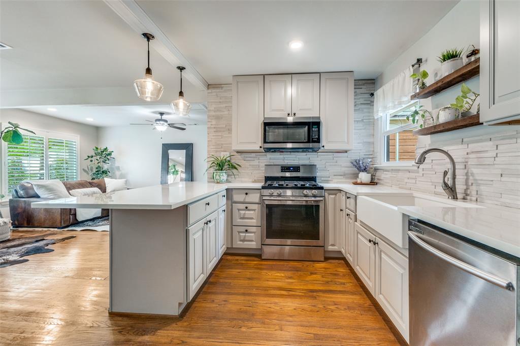 Lake Crest - Residential