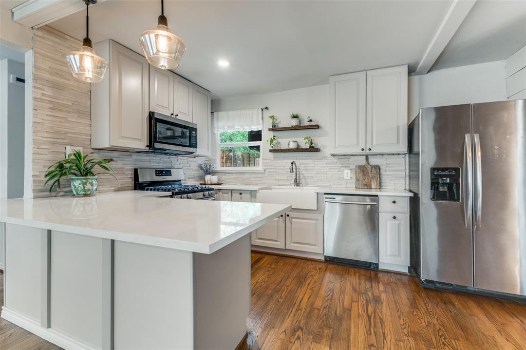 Lake Crest - Residential