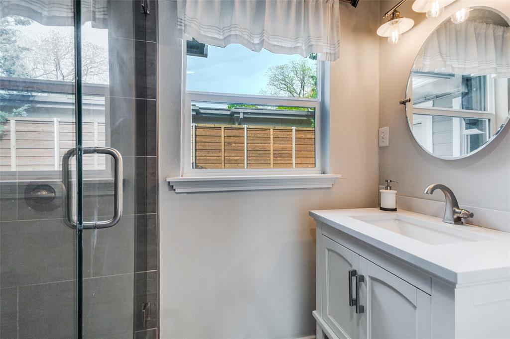 Lake Crest - Residential