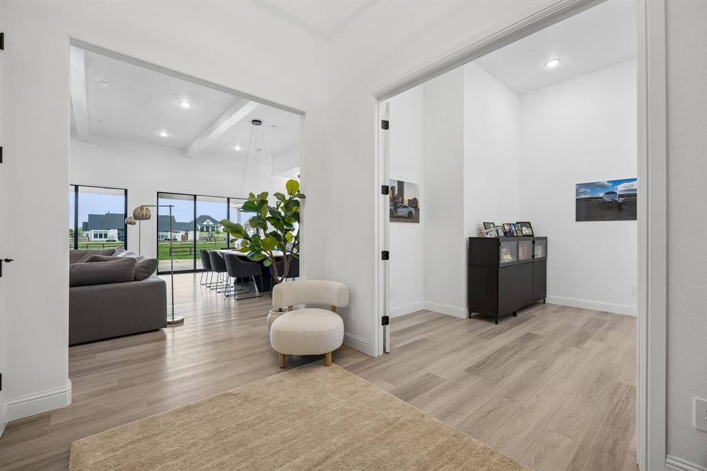 3325 Wellington Lane