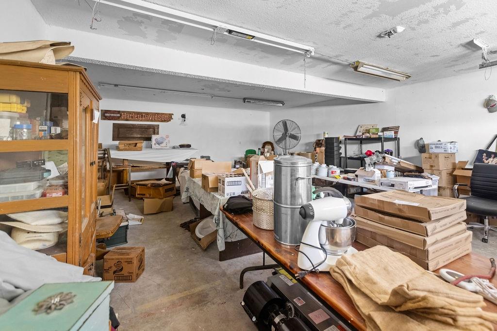 MOFFITT BEN - Commercial Sale