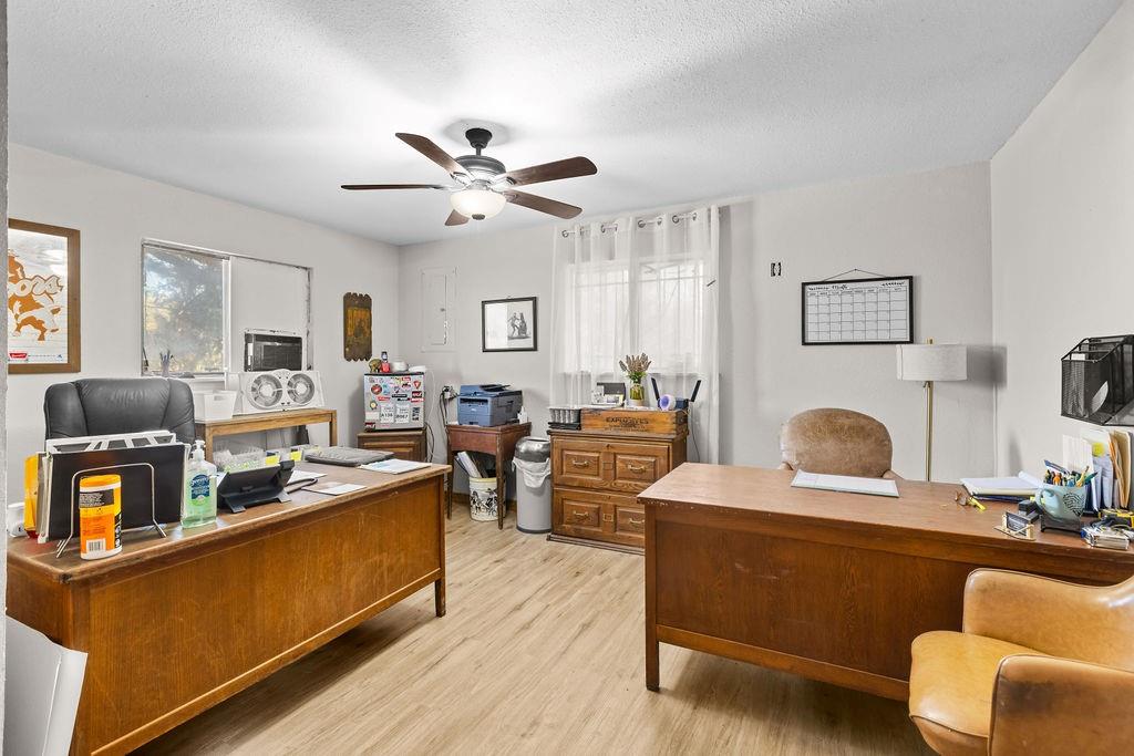 MOFFITT BEN - Commercial Sale