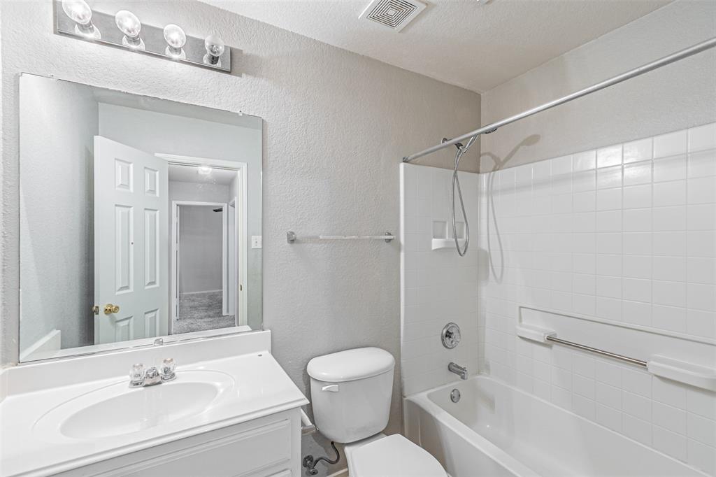 Villages Of Woodland Spgs W - Residential Lease