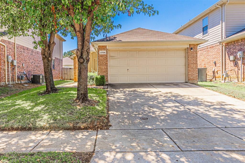 Villages Of Woodland Spgs W - Residential Lease