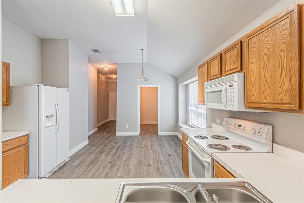 Villages Of Woodland Spgs W - Residential Lease