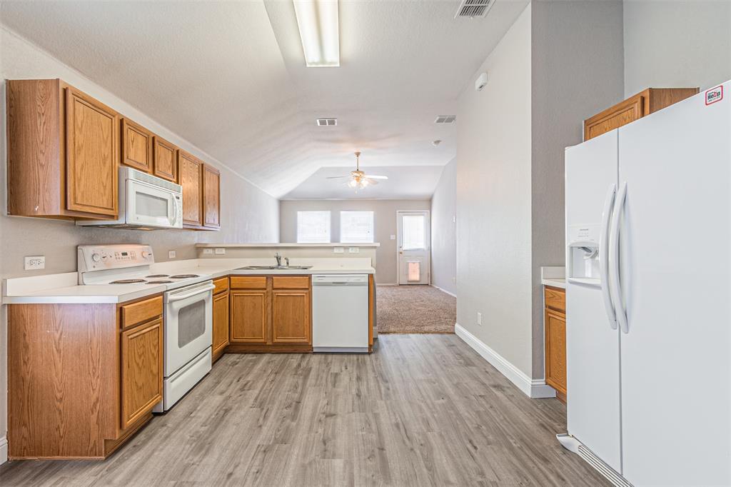 Villages Of Woodland Spgs W - Residential Lease