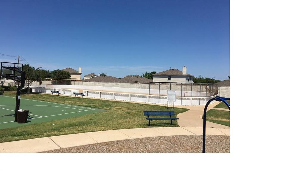 Villages Of Woodland Spgs W - Residential Lease