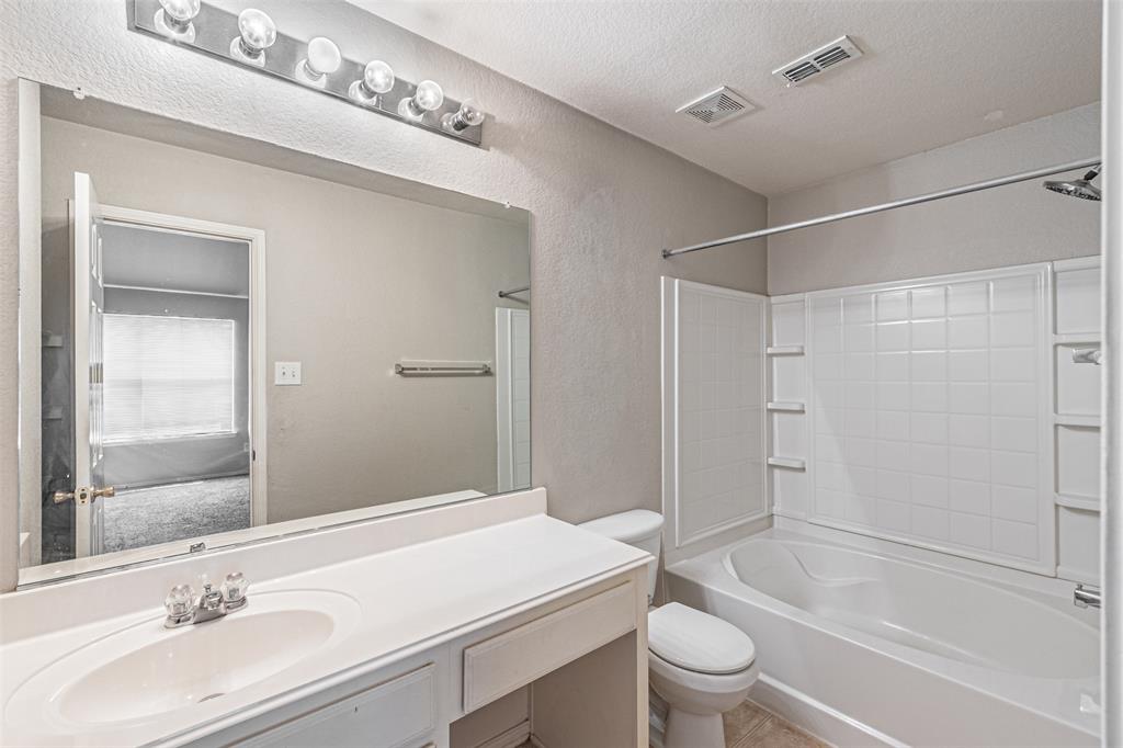 Villages Of Woodland Spgs W - Residential Lease