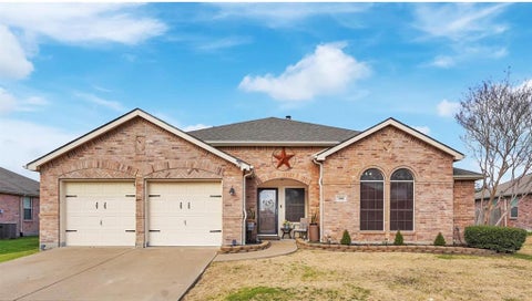 Photo of 106 Greenfield Trail, Forney, TX 75126 (MLS # 21402331)