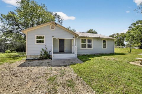 208 Lee Ivie Lane Emory TX 75440