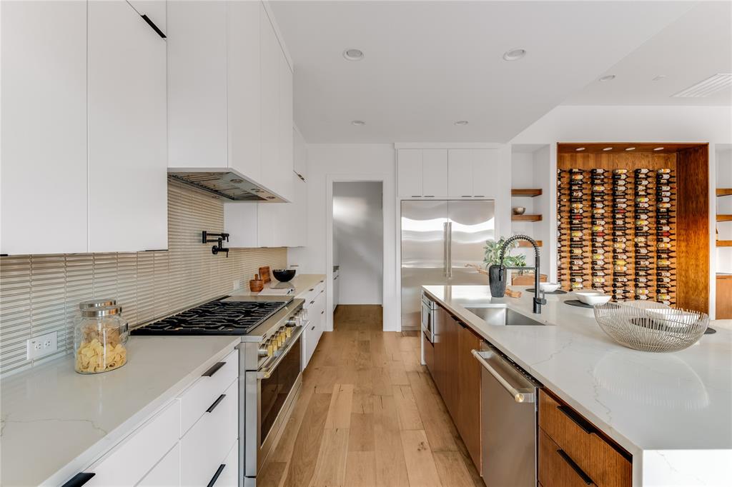 Ross Ave Annex - Residential