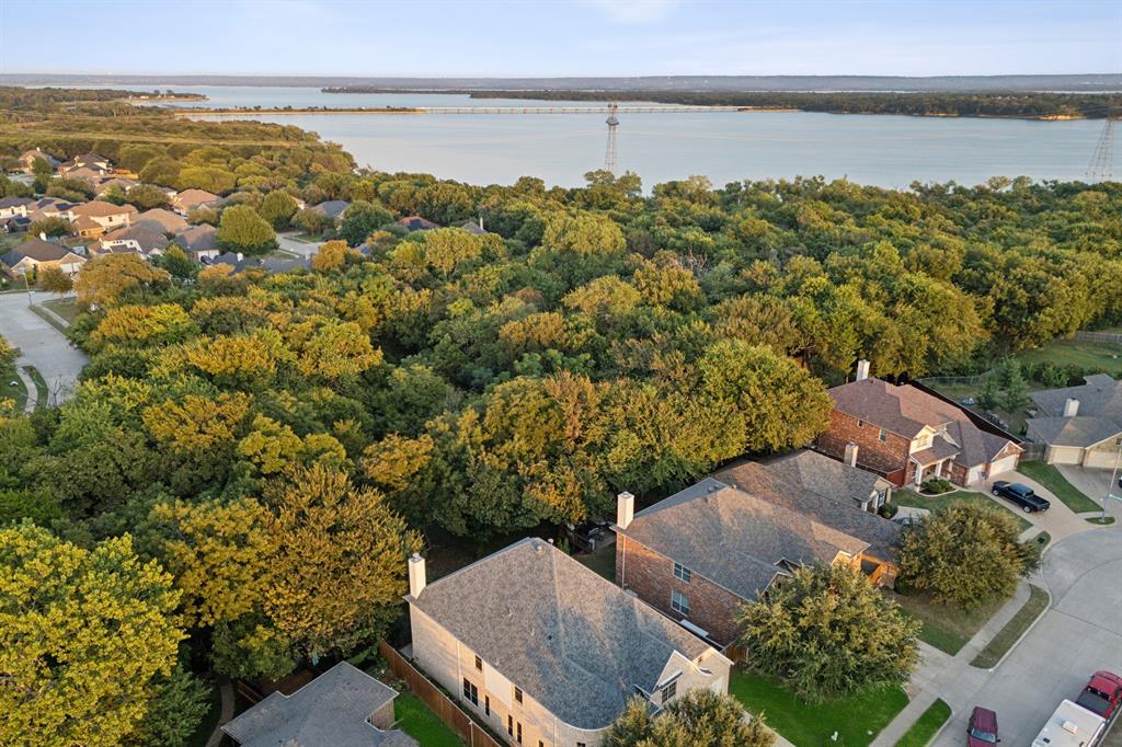 2824 Lazy Creek Drive