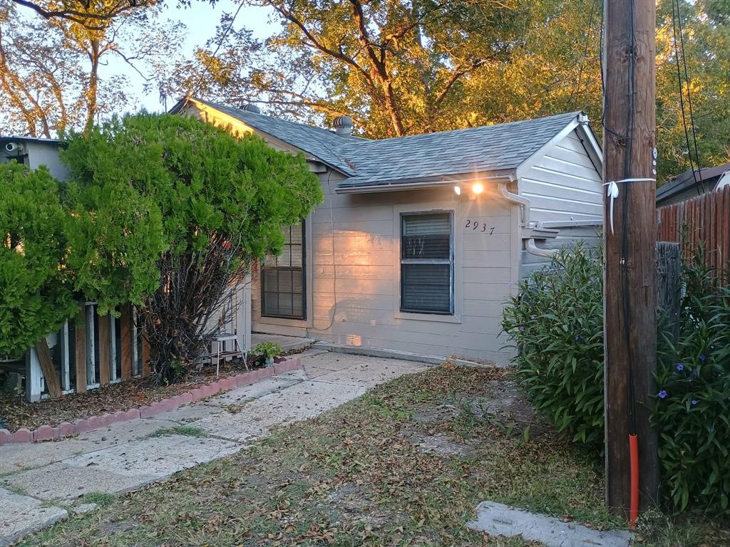 2937 Crestridge Drive