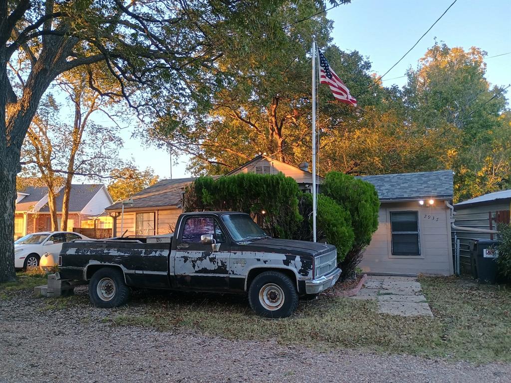 Lavon Lake Lodges First Instl - Residential