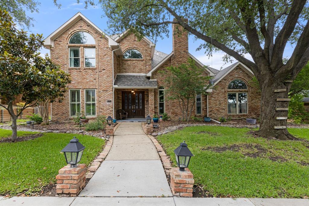 2304 Colleen Court