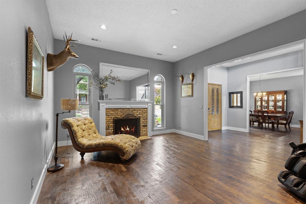 2304 Colleen Court