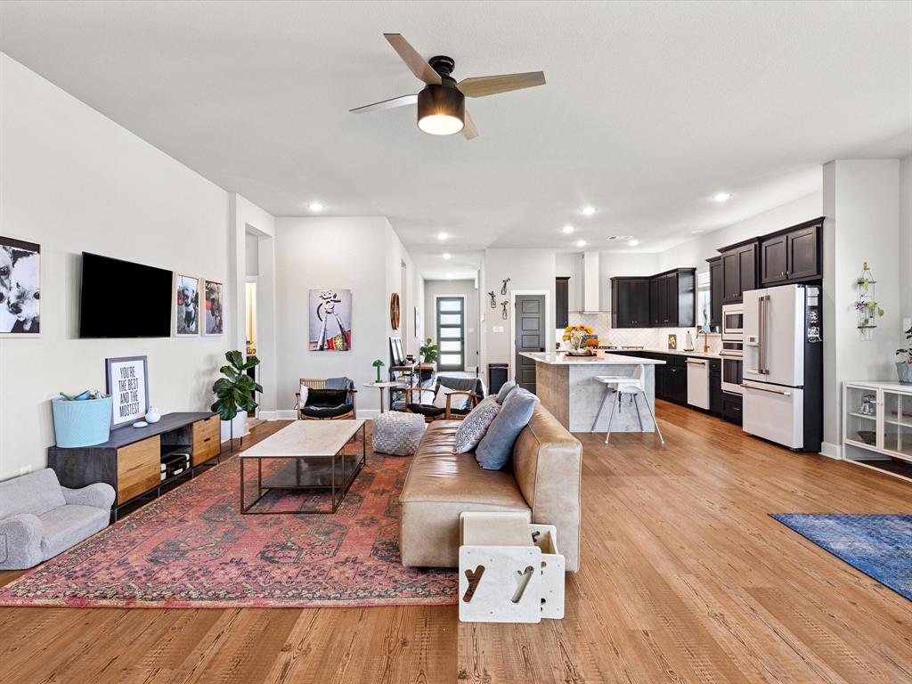 2240 Lazy Dog Lane