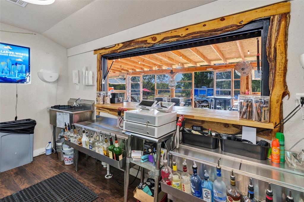 NA - Commercial Sale