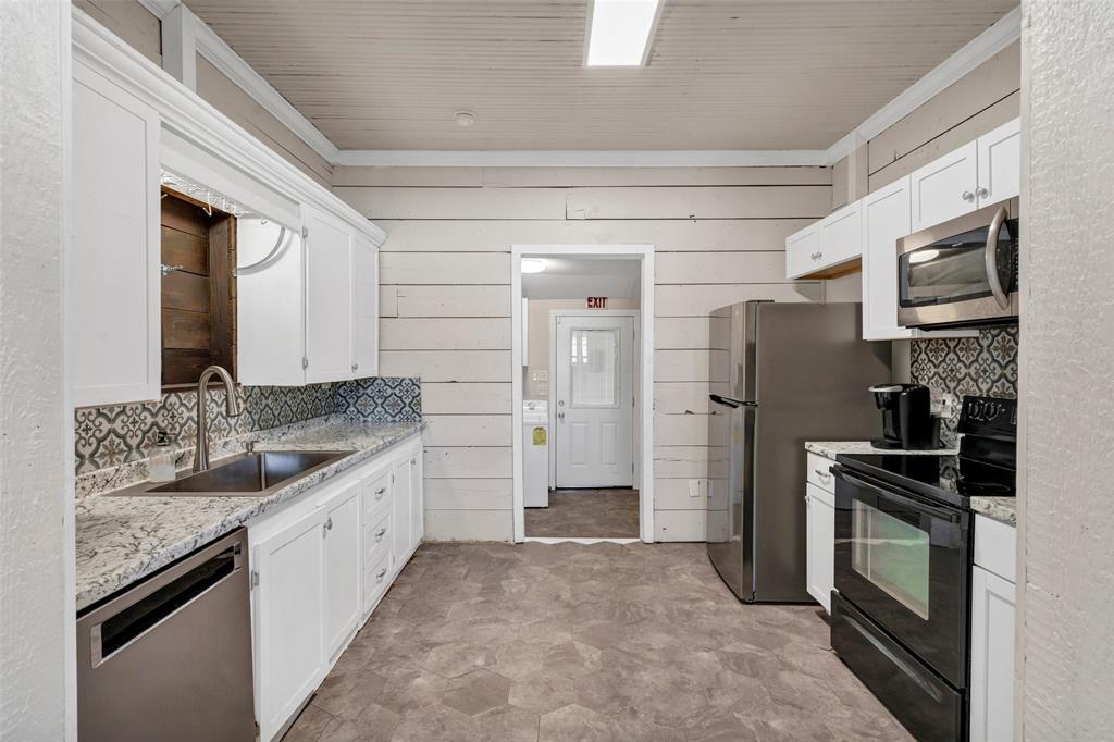 NA - Commercial Sale