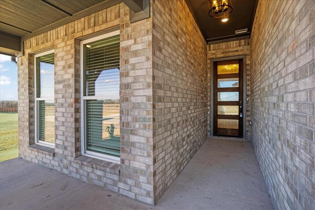 4300 Hummingbird Drive