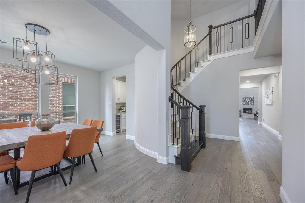 2313 Saint Mary Lane