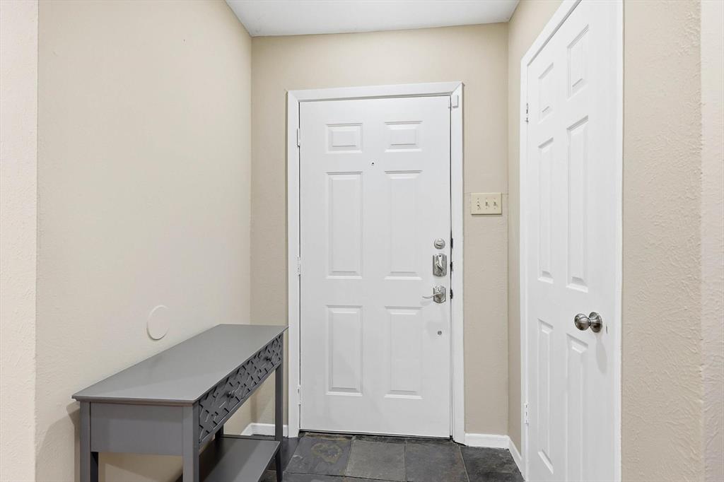 Britty Condo - Residential