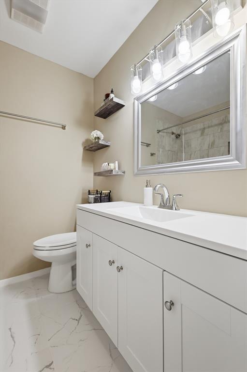 Britty Condo - Residential