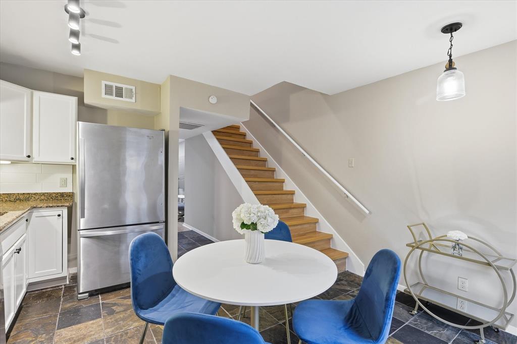 Britty Condo - Residential