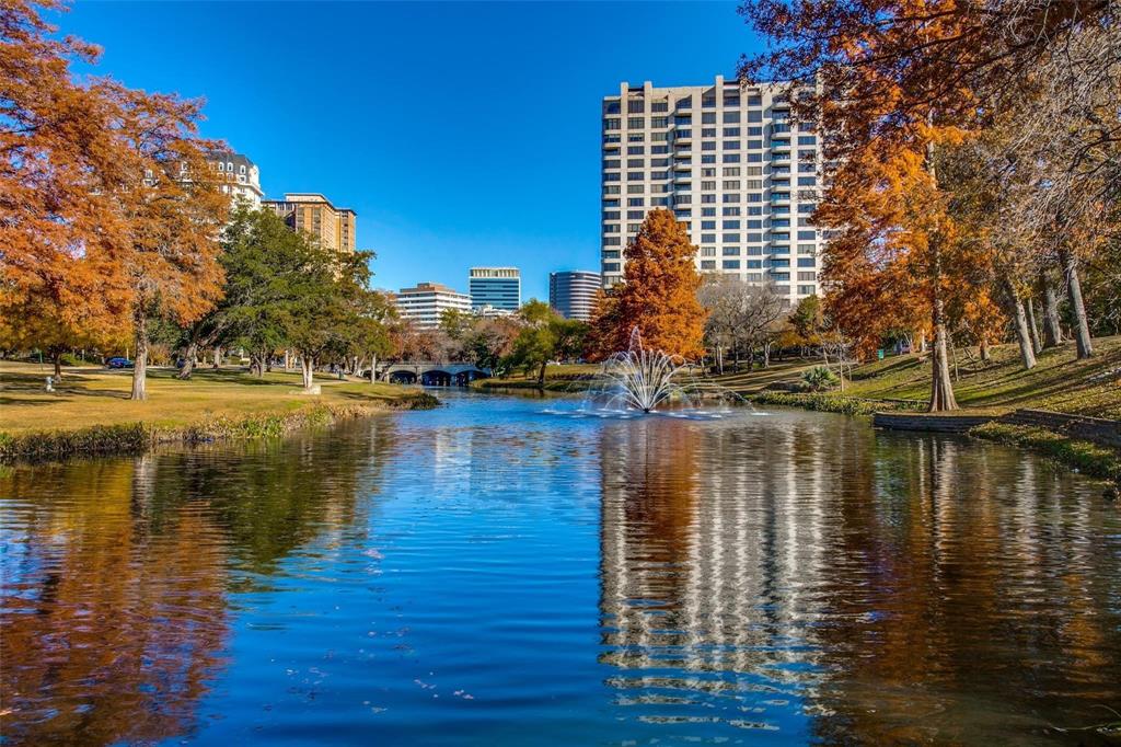Britty Condo - Residential