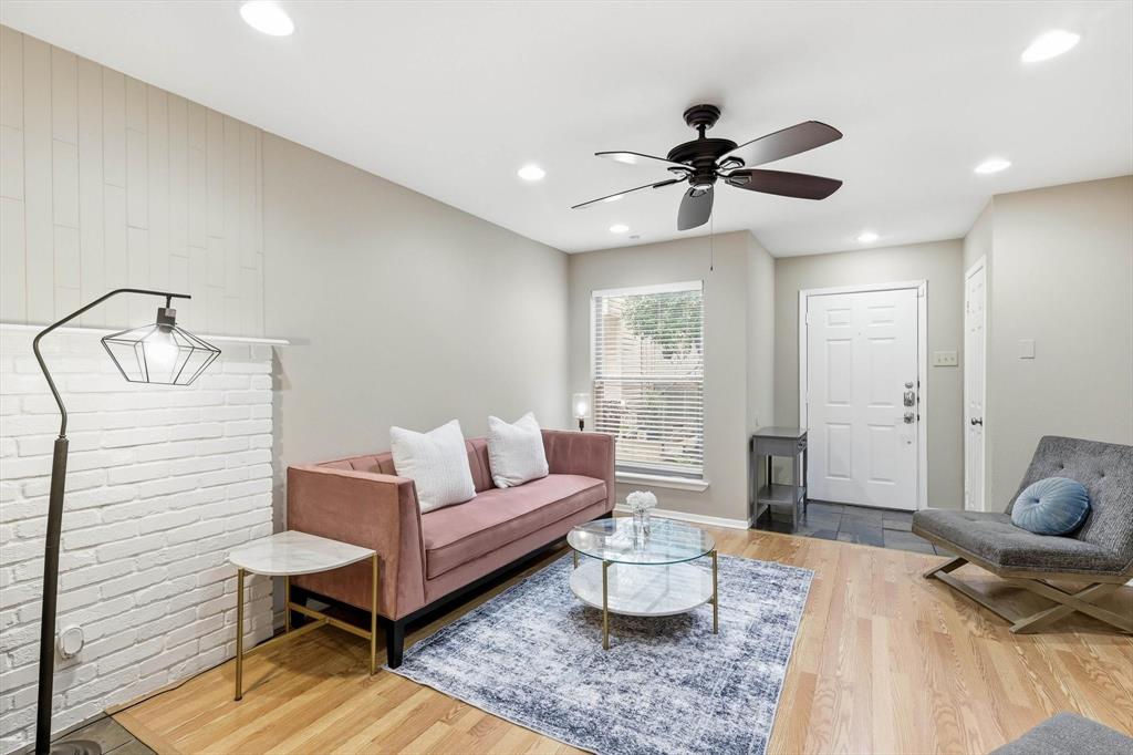 Britty Condo - Residential